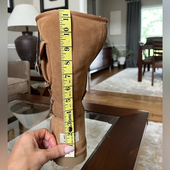 UGG Tan “Cargo” Boot Like New Size 5 - Picture 8 of 8